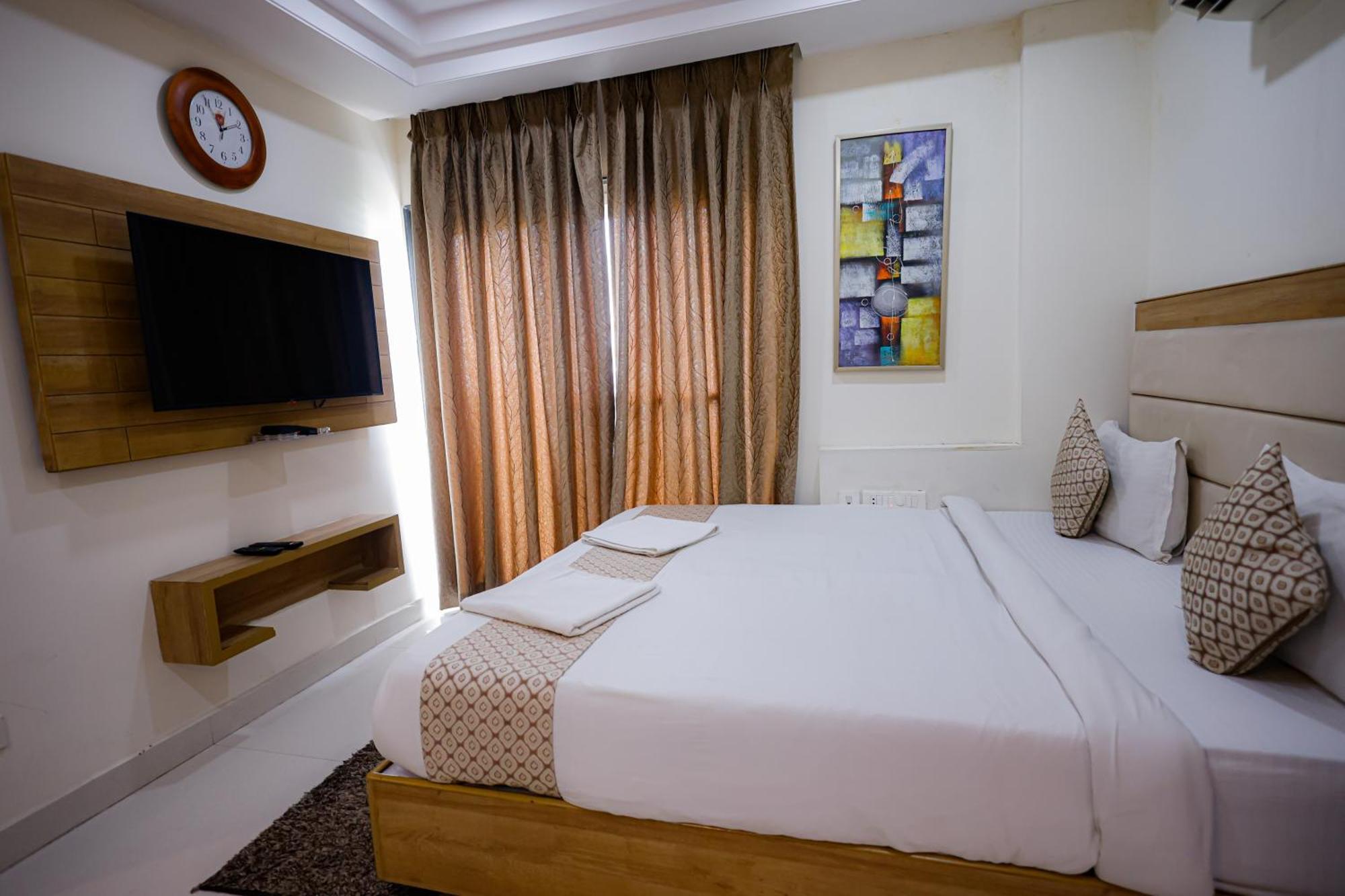 M Square Hotel Hyderabad Exteriör bild